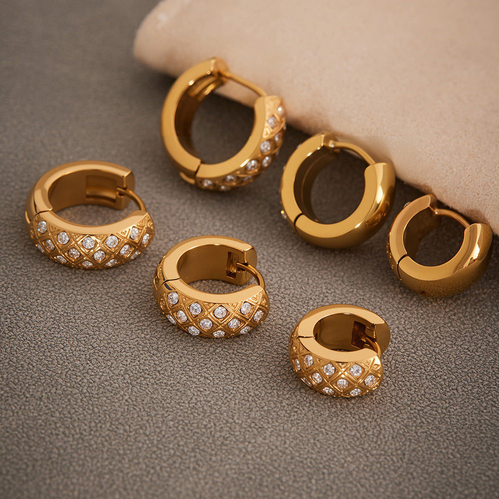 Geometric Diamond-Cut Rhombus Grid Ear Cuff - 18K Gold Plated with Zirconia, Non-Piercing Ear Clip for Sensitive Ears-ALB