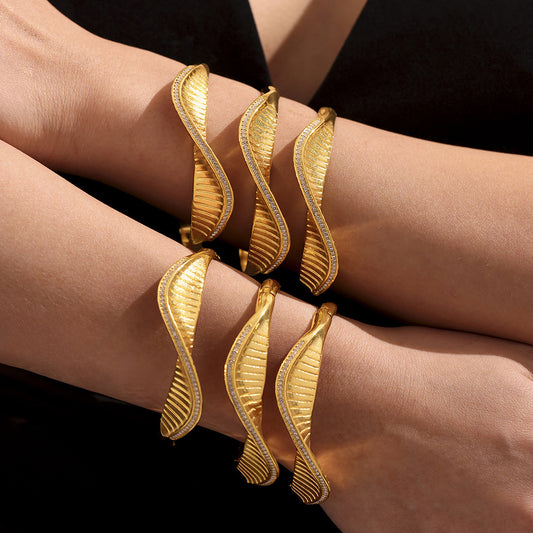 Elegant Threaded Sector Buckle Bracelet - 5A Zirconia Sparkle on Robust Stainless Steel, Ideal for Stacking and Gifting-ALB